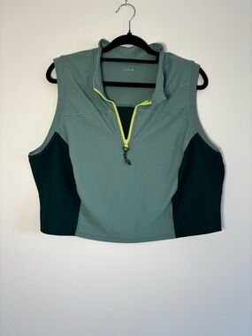 Old Navy Sage Green and Dark Green Colorblock Half-Zip Tank